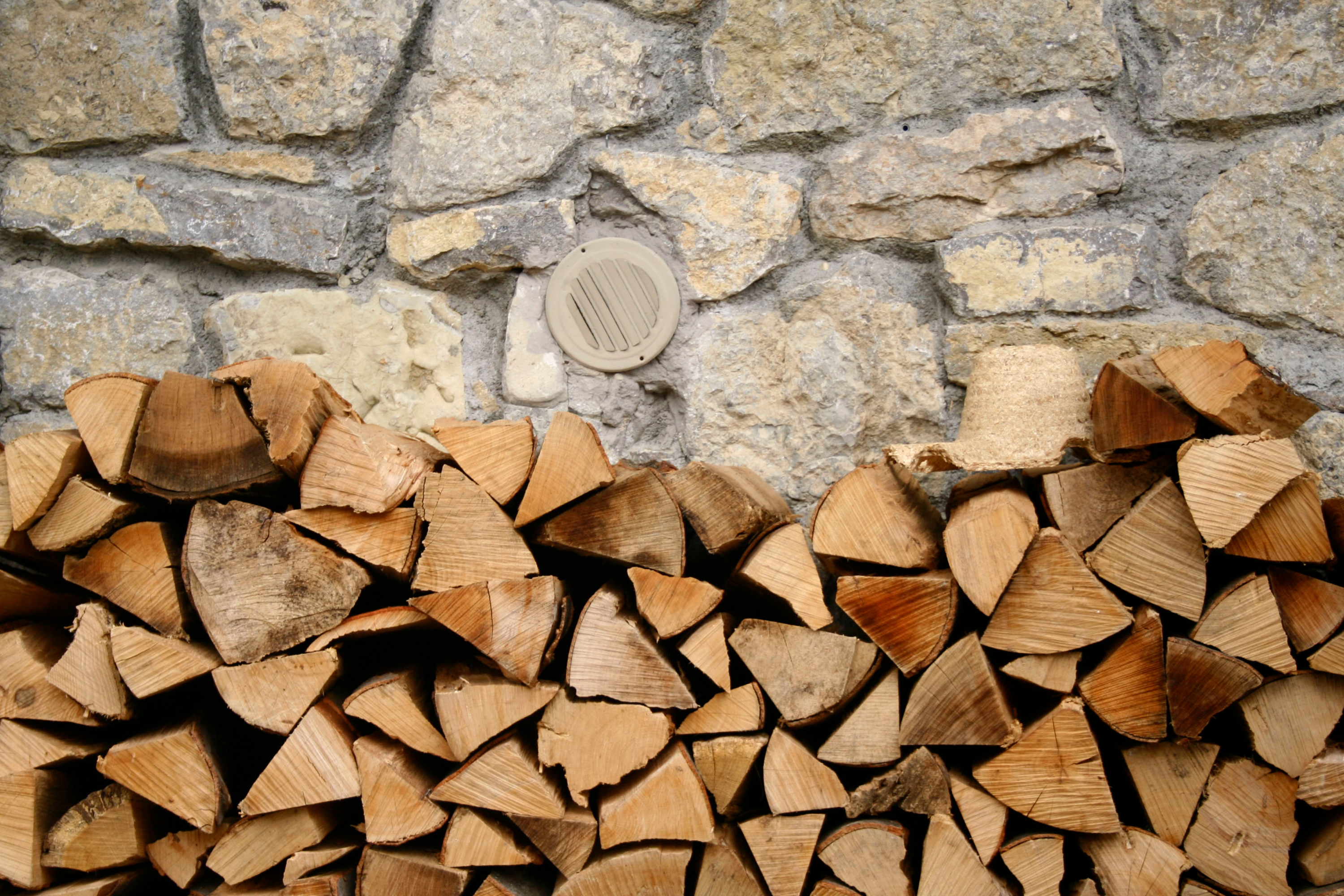 Livraison de bois à Pézenas
